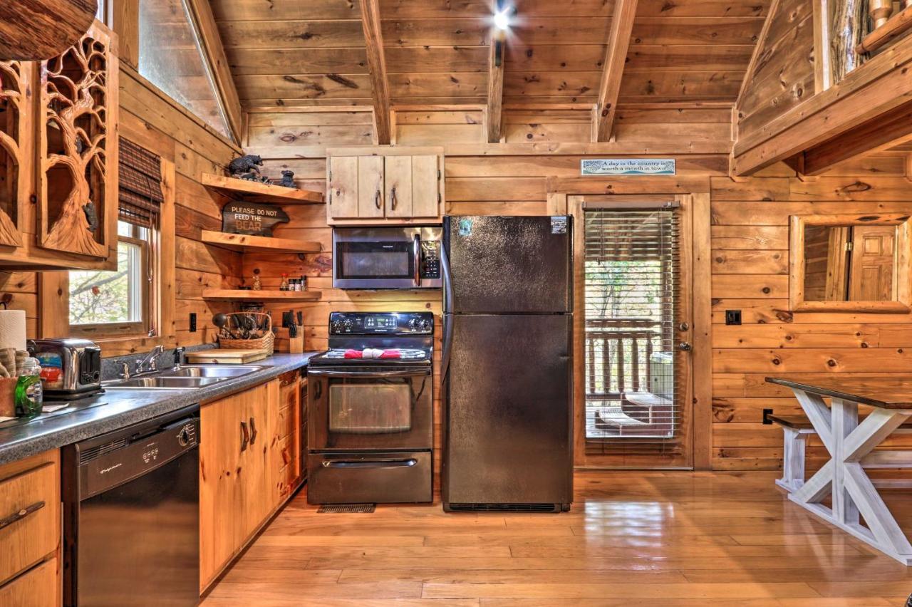 Cozy Log Cabin 7 Mi to Gatlinburg&Pigeon Forge! Sevierville Zewnętrze zdjęcie